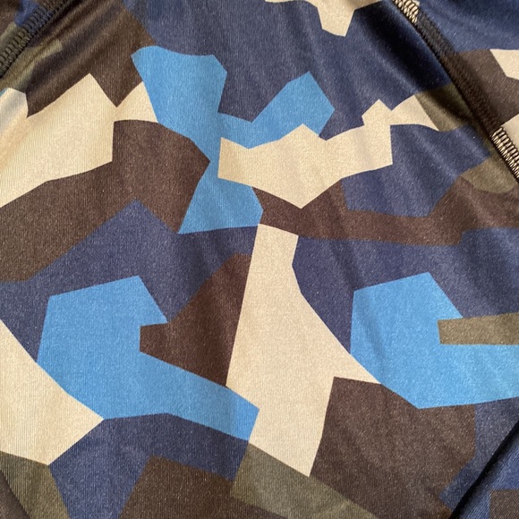 Hanna Anderson Camo Full Zip Hoodie - Picture 7 of 9